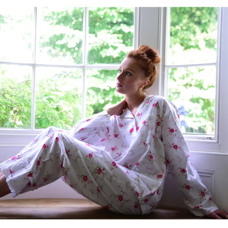 Dames Pyjama met roosjes Katie L