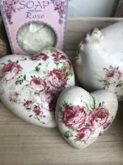 Decoratie hart met roosjes 11*11*4