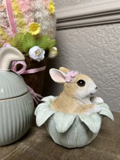 Decoratie konijn in bloem 12*12