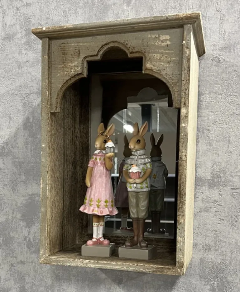 Decoratie konijn meisje met cupcake roze