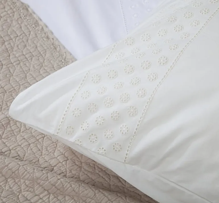 Dekbedovertrek Olivia offwhite 240*220