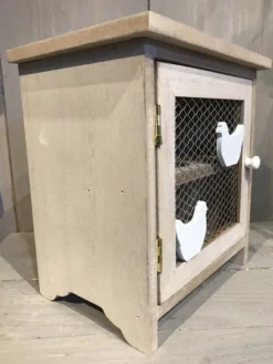 Houten eierkastje met kippetjes 20*14*21