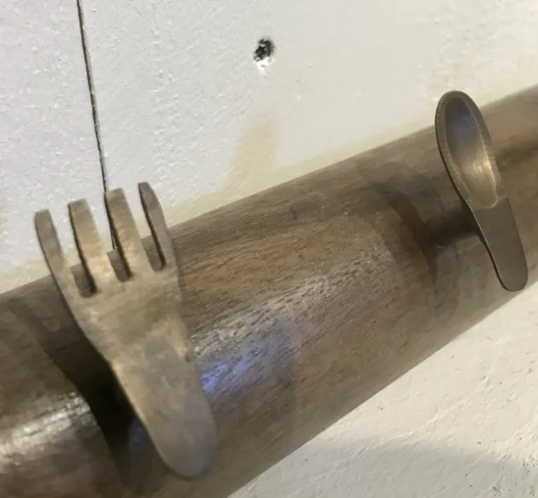 Kapstok deegroller met bestek 48*8*7