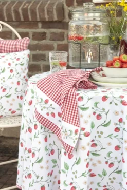 Keukendoek Wild Strawberries model 2