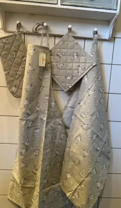 Keukentextiel 4-delige set kippen beige