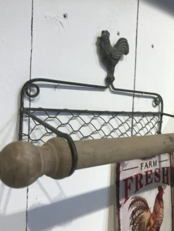 Landelijke keukenrolhouder kip