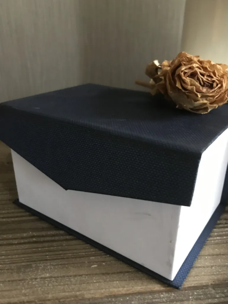 Parfumfles met verstuiver glas / vierkant