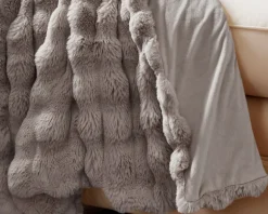 Plaid imitatie konijnenbont taupe/rose 150*200