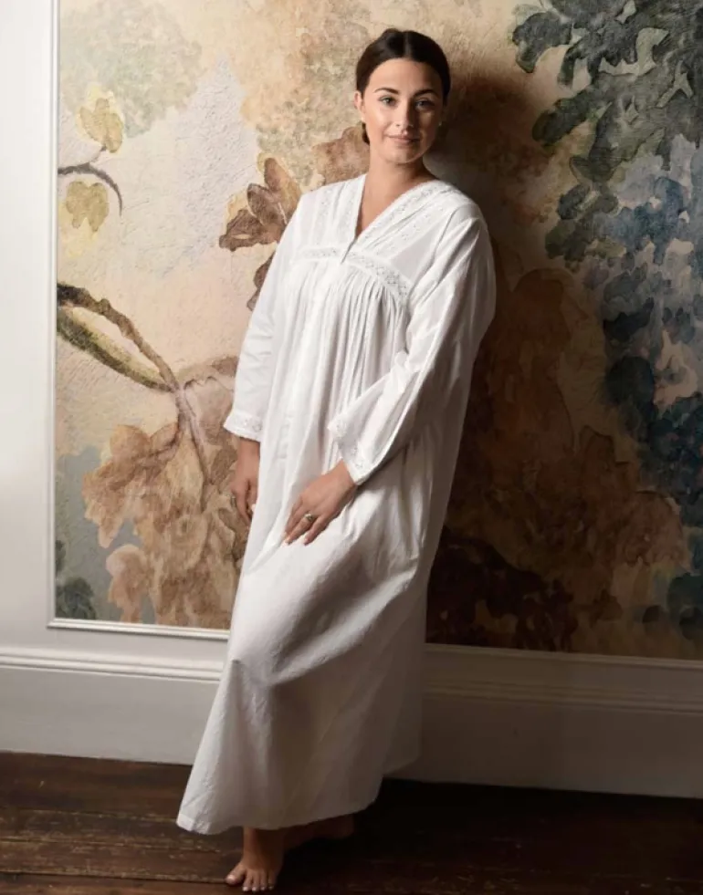 Romantisch nachthemd April wit