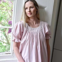 Romantisch nachthemd Juliet broderie zachtroze