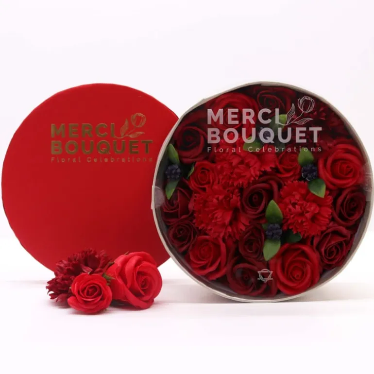 Ronde kadodoos zeepbloemen rode rozen 20*8