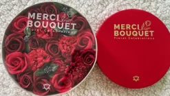 Ronde kadodoos zeepbloemen rode rozen 20*8