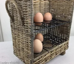 Rotan eiermand voor 12 eieren Eggs