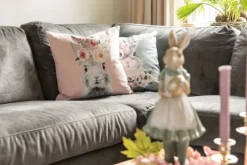 Sierkussenhoes konijn met rozen roze