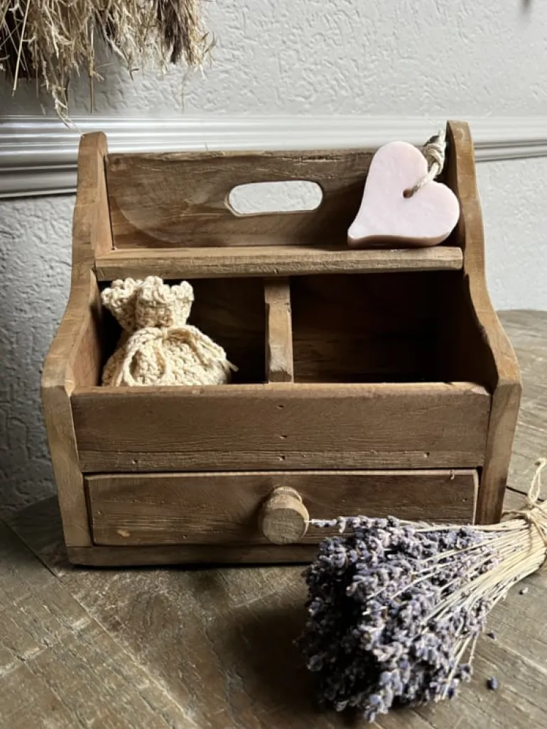 Stoer houten gruttersbakje met lade 24*25*13