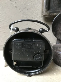 Tafelklokje brocante look zwart 9*4*10