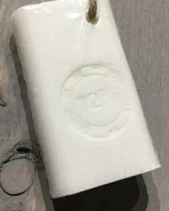 Zeep aan koord rozen